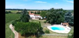 CHATEAU LA LOGE - Villaudric