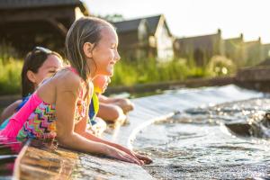 WaterMill Cove Luxury Lakefront Villa Theatre Room 2Mi to SDC POOL Kayaks Dock