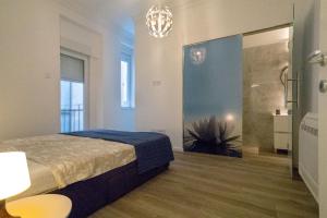 Twin Center Apartments