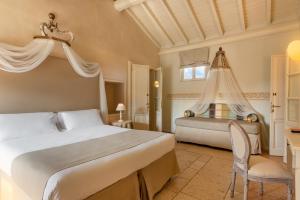 Superior Triple Room room in Hotel Palazzo Novello