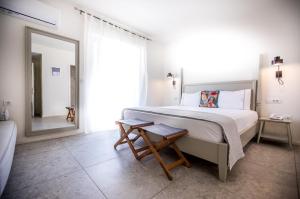 Triple Room with Balcony room in Lemon Tree House
