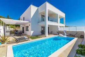 Villa Insula Aurea No.1 - 利纳迪奇