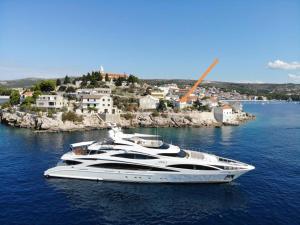 3 star apartaments Apartment Svemir Primo&scaron;tena Horvātija