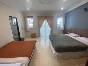 HILLVIEW HOMESTAY