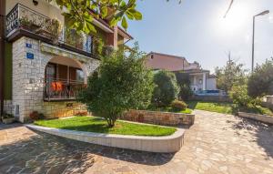 Apartment Complex Silvana