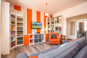 Orange Apartment