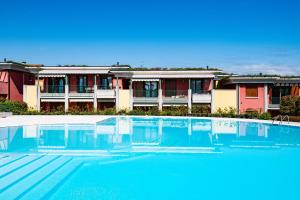 Апартамент Residence Vista lago Ривольтелла Италия