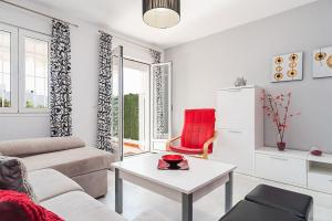 Dúplex tejar D piscinas y familias