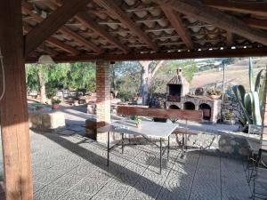 San Todaro Countryhouse with Pool