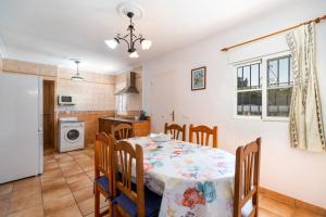 Casa Carlos con Piscina Privada en Conil