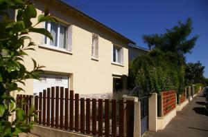 B&B / Chambres d'hotes Les Gardenias : photos des chambres