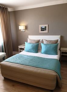 Hotels La Cote Bleue : photos des chambres