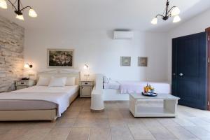 Plaza Beach Hotel Naxos Greece