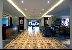 Burda 41 Hotel & Suites