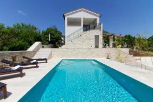 Beautiful villa Irma with private pool near Rovinj - Golaš