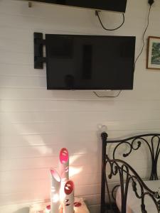 Private Studio Extension with Bathroom and Kitchen