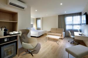 Junior Suite room in Hesperia Murcia Centro