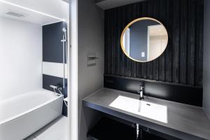 SITSURAE OSAKA HommachiShinsaibashi-Kita