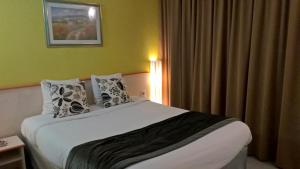 Hotels Hotel Tambourin : photos des chambres