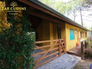 Casa completa en el bosque para 8 personas no aceptamos grupos de jovenes