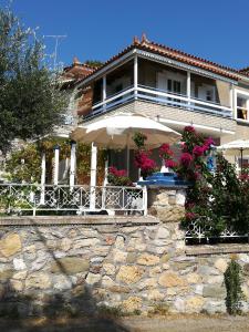 Alex - Nancy Apartments - Zaga Beach Messinia Greece