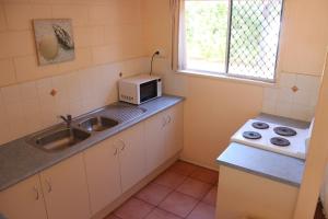 Pippies Beachhouse Backpackers