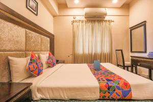 FabHotel Frazer Suites - Nr Bangalore Cantt Railway Station