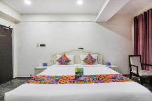 FabHotel Frazer Suites - Nr Bangalore Cantt Railway Station