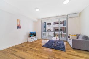 Wolli Creek Airport Serviced 2 Bedroom Apartment Sydney