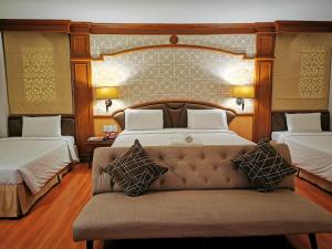 Sakol Hotel