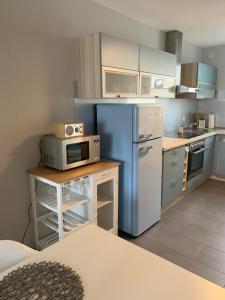 Cabană Beautiful Home near Airport 3 Rooms Kelsterbach Germania