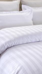 Makati CBD Resort 2 bedroom