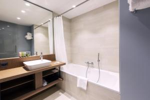 Hotels Golden Tulip Saint Malo– Le Grand Be : photos des chambres