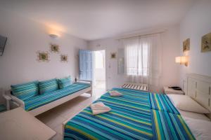 Vardia Bay Studios Folegandros Greece