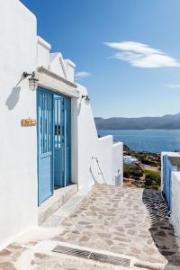 Villa Efrosini Milos Greece