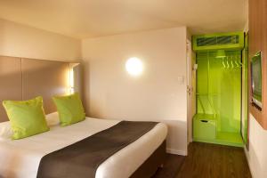 Hotels Campanile Epone : photos des chambres