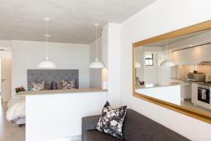 Coral Point Studio 107