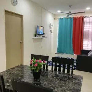 Neesa Homestay Bukit Gambang-Muslim - 甘邦库拉斯尼