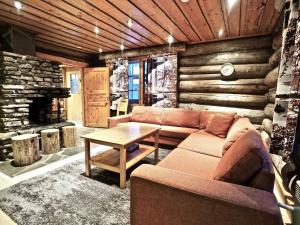 Levillas Martinmutka A & B