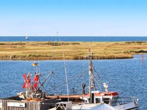 6 person holiday home in Wendtorf