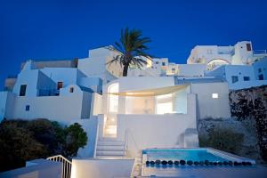 Aesthesis Boutique Villas Fira Santorini Greece