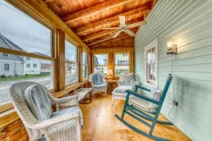 Cottage on the Cove - Moody