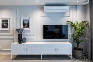 404 The Cosmopolitan, Sea Point - Seeff ShortStay