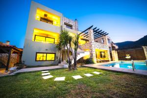 Villa Majestic Crete heated pool and sauna