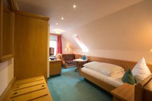 Single Room room in Hotel-Gasthof Weisses Ross
