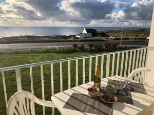 Appartements Appartement vue sur mer proche Thalassotherapie : photos des chambres