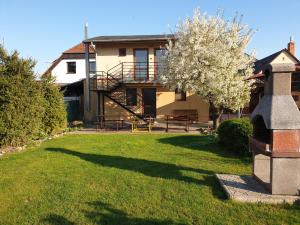 Apartmány Forró Rybárska - 3hvězdičkové hotely ve městě Veľký Meder