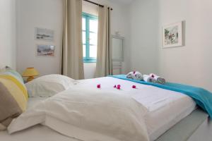 Ragousis Apartments Paros Greece