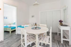 Ragousis Apartments Paros Greece