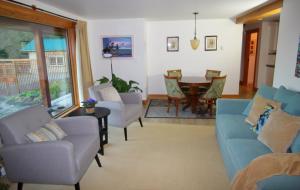 Mossy Hill Suite